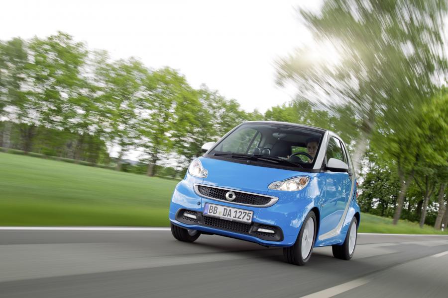 Smart ForTwo Edition Iceshine Coupe (C451) 2012 года  (фото 4 из 24)